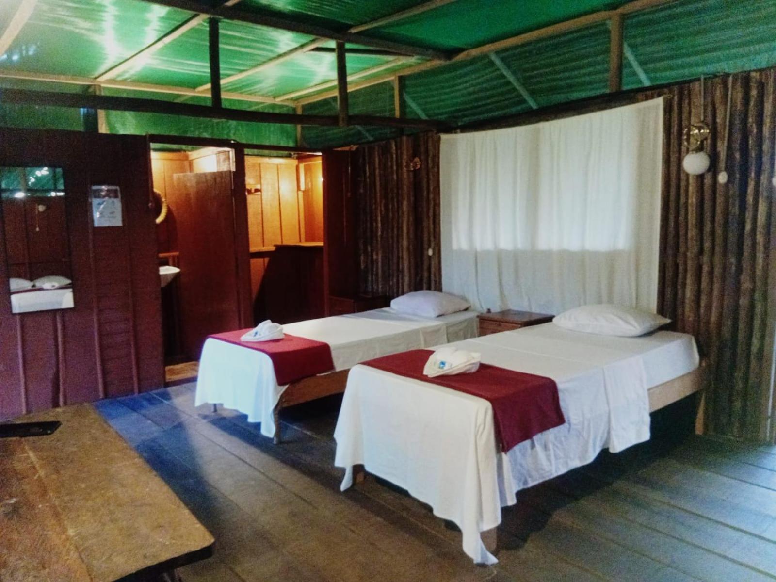 Casa Kukama Lodge Iquitos Exterior photo